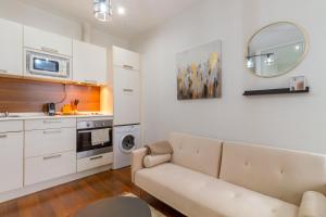 YBH Doctor Cadaval 10 B