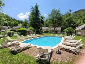 Village de 19 gites avec Piscine et restaurant, Grand Vabre Nature (Village 17 gites, Piscine, Restaurant , 2 gites avec SPA, 3km de Conques)