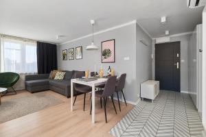 Kotlarska Market Square Apartment with Airconditioning by Renters