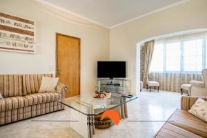 #128 Number 10 Villa by Home Holidays