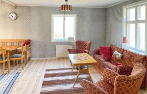 3 Bedroom Awesome Home In Nybofjäll