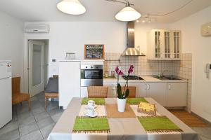 Conero Casa - Marcelli di Numana in Piazzale Eolie 6 con Parcheggio Esclusivo