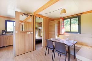 Campings Camping de Lyon : photos des chambres