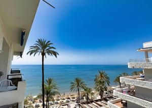 Skol 438 Super One-bedroom Apartment with Sea Views