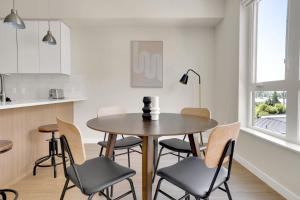 Sunnyvale 1BR w WD Rooftop nr Caltrain SFO-1000