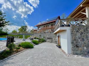 Apartments & Rooms Domacija Krnc