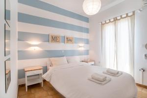 Livadia Seaside Studios 13