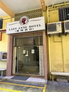 Lady Anne Hotel Sandkan - 拿笃