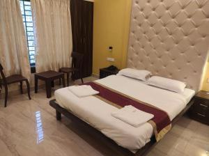 Hotel Deepak Executive, Ganpatipule
