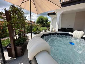 Villa Zonta Apartment Maremi with private jacuzzi