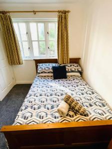 Centrally located "Spring Cottage" Perfect Ventnor Holiday Home