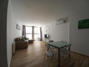 Bazan Apartaments2