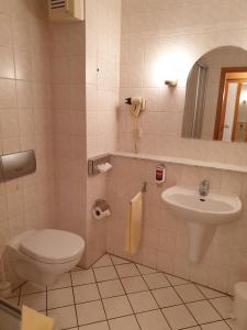 Standard Twin Room room in Hotel Weisser Schwan