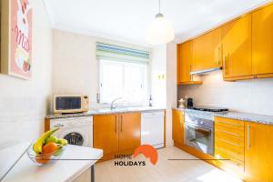 #115 Bernardo Flat by Home Holidays