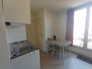 Appartements Les logis de Paray - Appt 408 - Plein Centre-Ville de Paray-le-Monial : photos des chambres