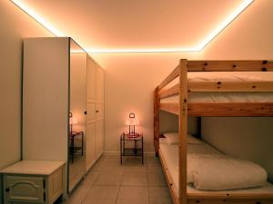 Seaside Escape w Balcony