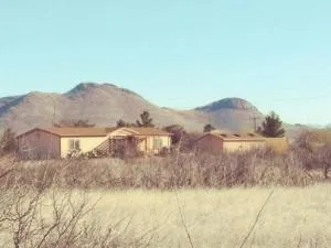 25 Acre Hummingbird Ranch Birdwatching/360 MTN Views/Dark Starry Nights/Arizona - Portal