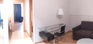 Family Room (2 Adults + 2 Children) room in Silken Ramblas