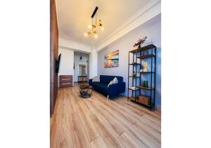 Patrick’s cozy studio