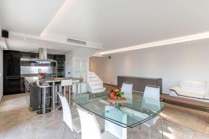 Superbe Appartement avec Piscine et Toit Terrasse