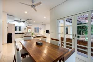 3BR Villa Shree Canggu beach - Parking, Wifi & Pool
