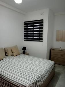 Salina Wharf, Block E, Apt. 26