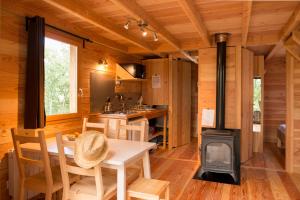 Villages vacances Village Huttopia Sud Ardeche : photos des chambres