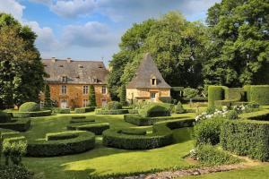 Maisons de vacances Maison de la vallee, maison de maitre avec piscine : photos des chambres