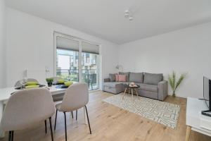 Na Grobli Riverside Apartment & FREE GARAGE by Renters