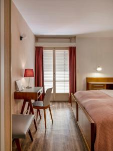 Hôtel historique Chez Elsy - Crans-Sapins