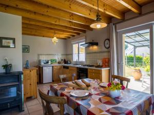 Maisons de vacances Holiday Home Reve de Plage by Interhome : photos des chambres