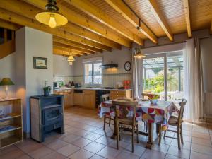 Maisons de vacances Holiday Home Reve de Plage by Interhome : photos des chambres