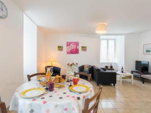 Maisons de vacances Holiday Home Le Manoir - PNR215 by Interhome : photos des chambres