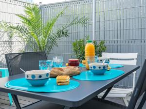 Maisons de vacances Holiday Home Les Jardins d'Agathe by Interhome : photos des chambres