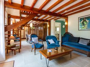 Holiday Home Petit Champ by Interhome