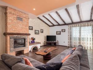 Holiday Home Villa Toni by Interhome