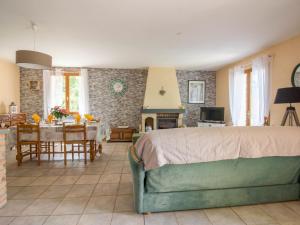 Holiday Home Chastagnol by Interhome