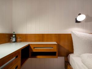 Hôtel historique Chez Elsy - Crans-Sapins