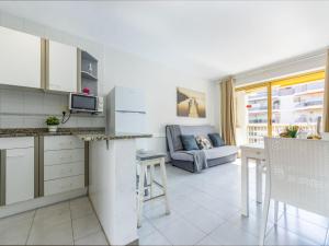 Apartment Miramar Nautic-1 by Interhome