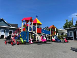 Astoria Dziwnów - domki letniskowe