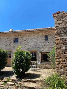 Maisons de vacances Home in Champagnac La Riviere with shared pool : photos des chambres