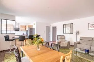 Spacious and bright 85 m near downtown - 皮埃尔弗-迪瓦尔