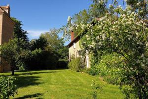 Villas Gite classe quatre etoiles dans les dependances du chateau de Manau : photos des chambres