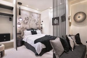 Adrianou at Heart of Plaka