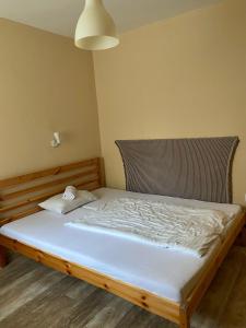 Budget Single Room room in Hét Pecsét Fogadó Étterem