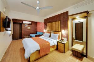 Chacha Inn The Garden Retreat