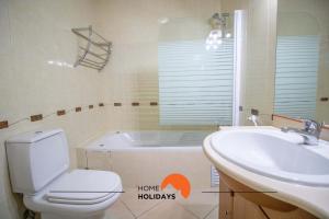 #101 T1 Bicos Flat D by Home Holidays