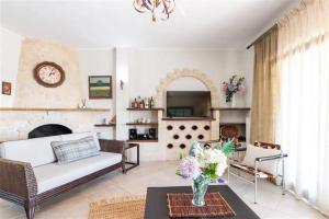 The Stone of Zeus Villa Afitos 4 bedrooms 14 guests