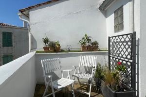 Appartements Very bright nest with terrace in the village : photos des chambres