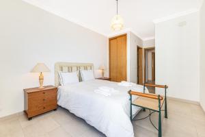 Miradouro Rocha - T2 com Vista Mar